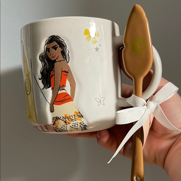 Disney Moana Coffee Mug with Paddle Spoon - Picture 5 of 5